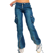 Load image into Gallery viewer, Early 2000s Denim Cargos