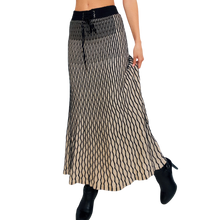 Load image into Gallery viewer, Black & Cream Knit Maxi Skirt