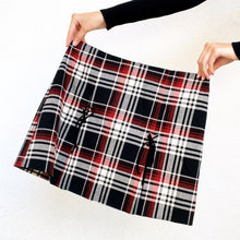 Load image into Gallery viewer, Vintage Plaid Lace Up Mini Skirt