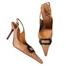 Load image into Gallery viewer, Pointed Toe Buckle Heels