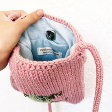 Load image into Gallery viewer, Frog Set by Carolannie Crochet