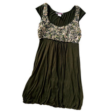 Load image into Gallery viewer, Early 2000s Rosette Babydoll Dress