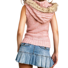 Load image into Gallery viewer, Early 2000s Sleeveless Cableknit Hoodie