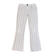 Load image into Gallery viewer, 90s Stretchy Pinstriped Pants