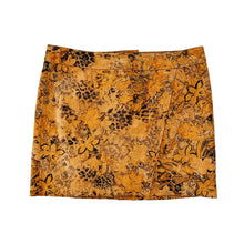 Load image into Gallery viewer, Genuine Suede Leather Floral Mini Skirt