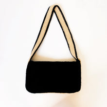 Load image into Gallery viewer, Jumbo Houndstooth Shoulder Bag by Carolannie Crochet