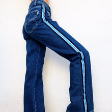 Load image into Gallery viewer, Vintage Sporty Striped Jeans
