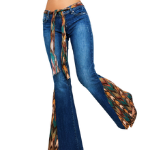 Load image into Gallery viewer, Early 2000s Belted Flare Jeans
