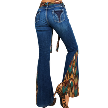 Load image into Gallery viewer, Early 2000s Belted Flare Jeans
