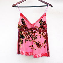 Load image into Gallery viewer, Coral Pink Floral Tank
