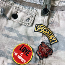 Load image into Gallery viewer, Italian Vintage Camo Skirt
