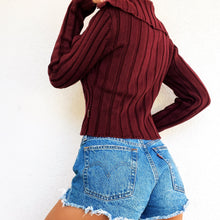 Load image into Gallery viewer, Vintage Burgundy Guess Sweater
