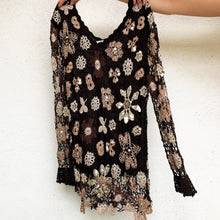 Load image into Gallery viewer, Vintage Floral Crochet Top
