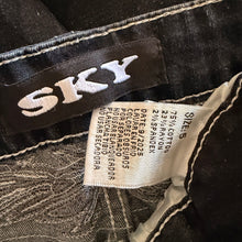 Load image into Gallery viewer, Sequin Cross Jeans
