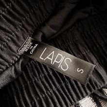 Load image into Gallery viewer, Black &amp; Cream Knit Maxi Skirt
