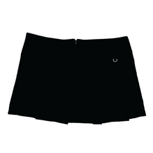 Load image into Gallery viewer, 90s Pleated Black Grommet Mini Skirt
