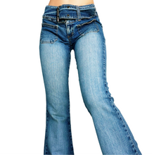 Load image into Gallery viewer, Vintage Jumbo Buckle Jeans
